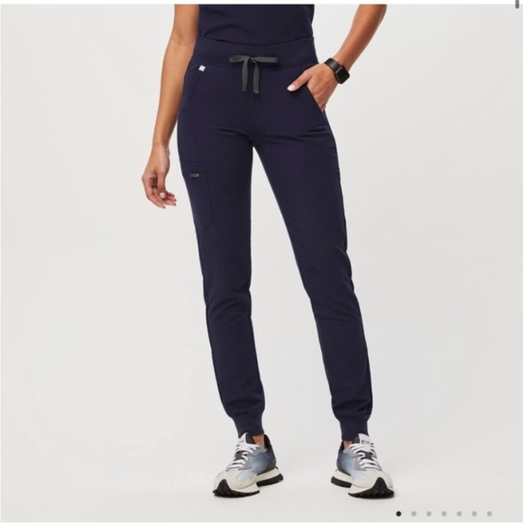 FIGS ZamoraT™ Jogger Scrub Pants - Navy - Picture 1 of 6